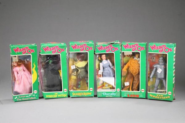 WIZARD OF OZ PLAY SET BY MEGO. Folding Emerald Ci: WIZARD OF OZ PLAY SET BY MEGO. Folding Emerald City with yellow brick road and magic ball. Also seven dolls, Dorothy, Scarecrow, Tinman, Lion, Good and Wicked Witches and the Wizard. All but the Wizar