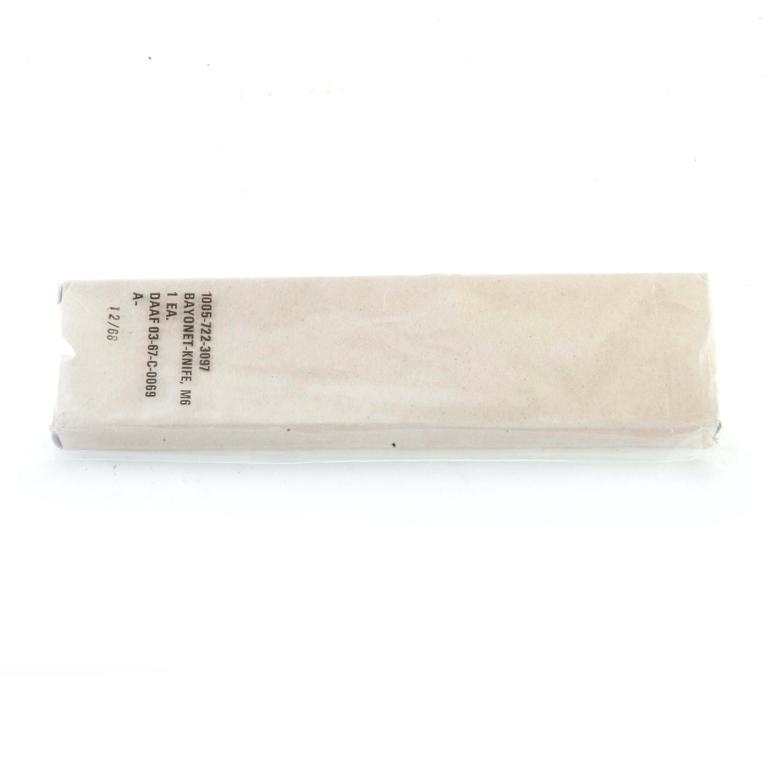 IMPERIAL M6 - 6.75" BAYONET NEW IN SEALED BOX: IMPERIAL M6 - 6.75" BAYONET NEW IN SEALED BOX. American. Parkerized blade with black checkered handle. 11-3/8" overall length. Unused in original sealed box.
