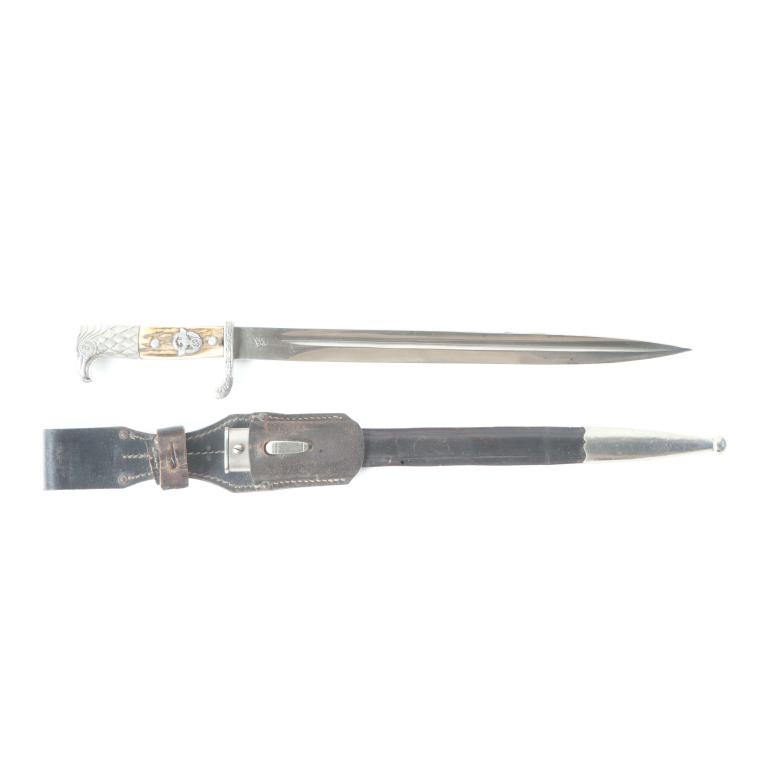 GERMAN WWII WEYERSBERG KIRSCHBAUM & C. SOLINGEN DAGGER: GERMAN WWII NAZI WEYERSBERG KIRSCHBAUM & C. SOLINGEN DAGGER. Germany, 2nd quarter-20th century. Antler handle with Imperial Eagle and swastika, eagle head pommel, and guard stamped "S.B. 2086" with le