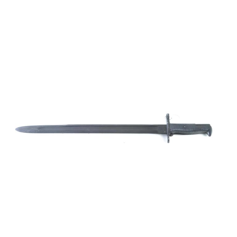 ROCK ISLAND ARSENAL M1905 - 16" BAYONET: ROCK ISLAND ARSENAL M1905 - 16" BAYONET. American. Blued blade with black plastic grip. 20.5" overall length. S/n 179316.