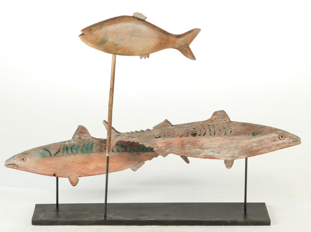 THREE AMERICAN FOLK ART FISH. (1 of 2)