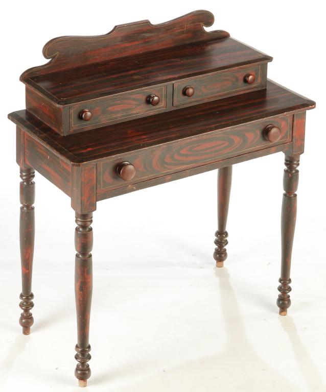 NEW ENGLAND SHERATON DRESSING TABLE. (1 of 4)