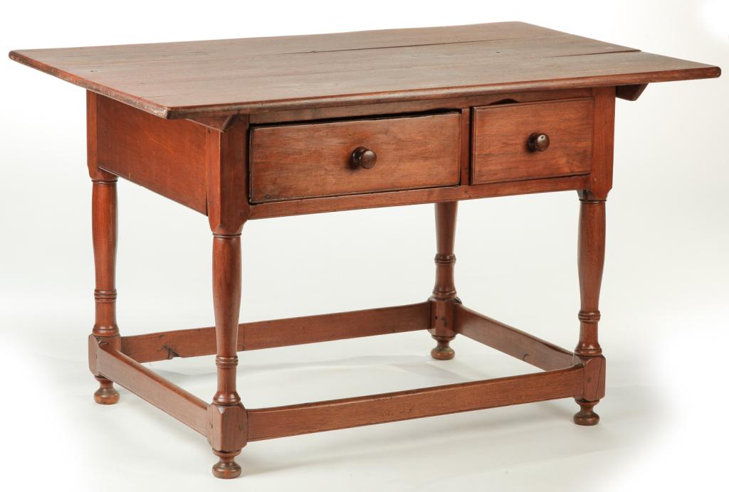 PENNSYLVANIA PIN TOP TABLE. (1 of 3)