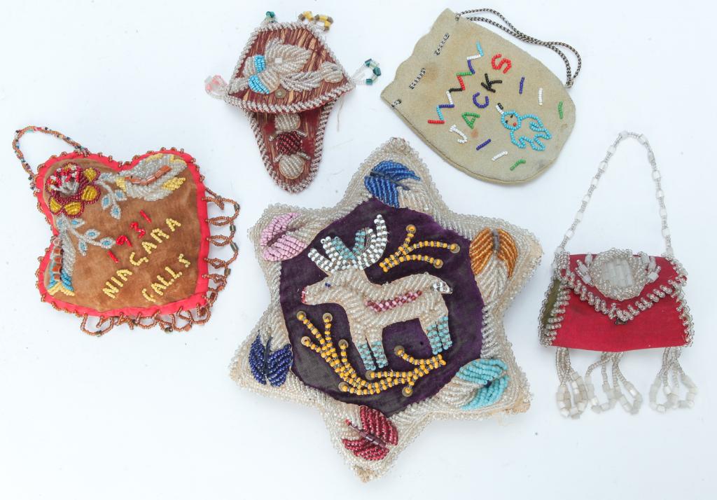 SEVEN PIECES OF IROQUOIS NIAGARA BEADWORK. (1 of 1)
