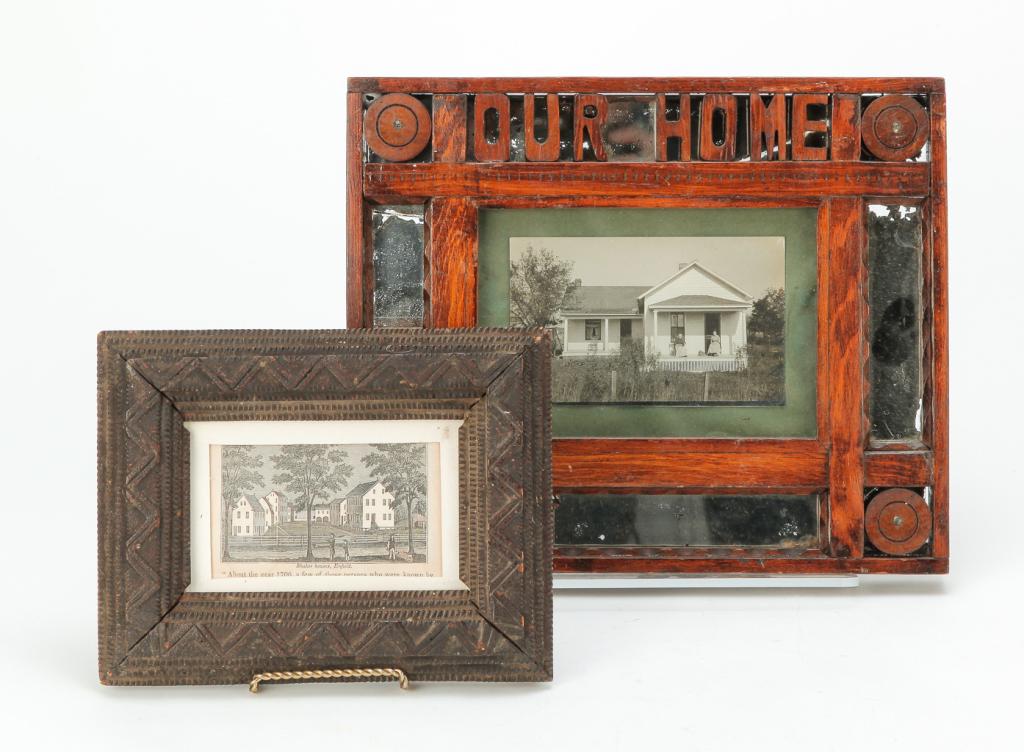TWO AMERICAN PICTURE FRAMES. (1 of 2)