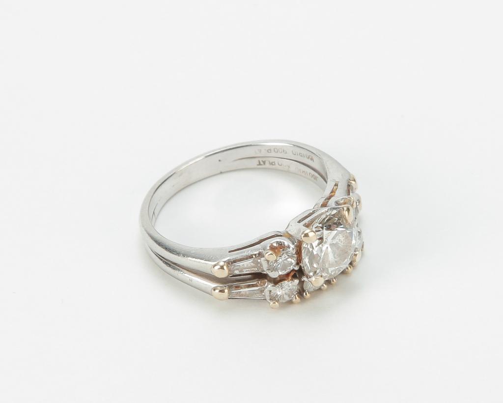VINTAGE PLATINUM & DIAMOND ENGAGEMENT RING SET. (1 of 3)