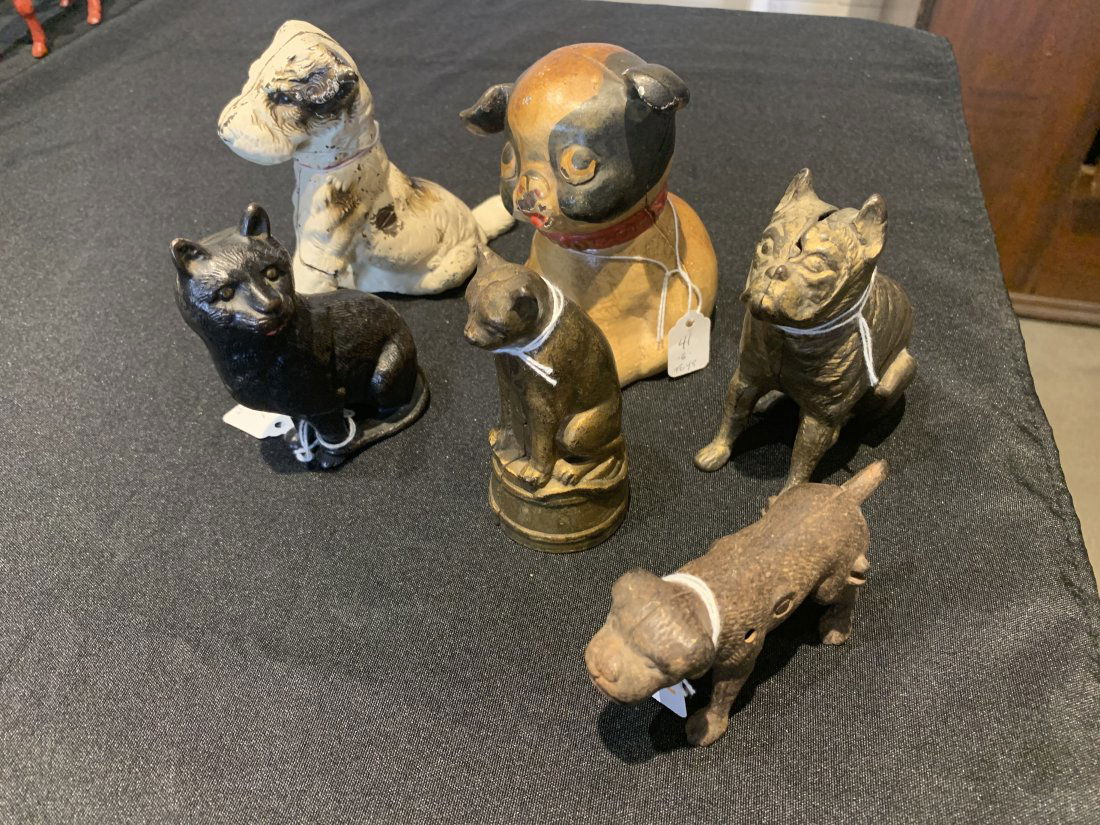 SIX ANIMAL-THEMED STILL BANKS. (1 of 5)