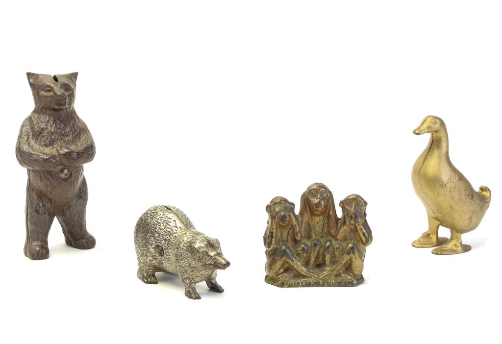 FOUR ANIMAL STILL BANKS. (1 of 3)