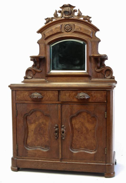 AMERICAN LATE VICTORIAN DOLL SIZE DRESSER. (1 of 4)