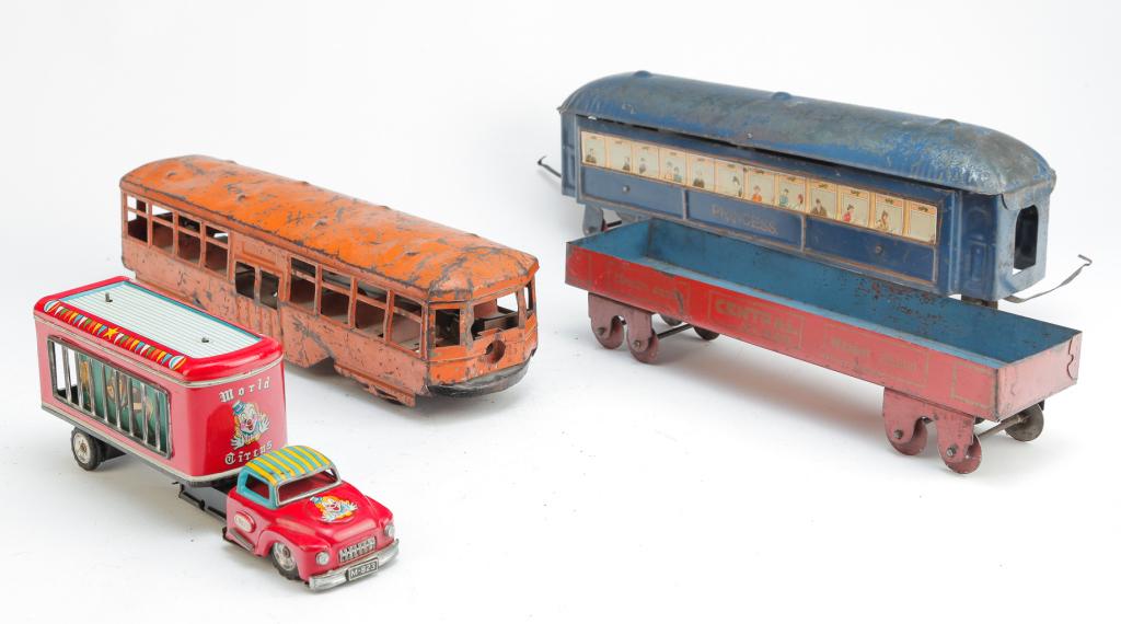 THREE PRESSED STEEL AND TIN TOY TRAINS AND A TRUCK (1 of 3)