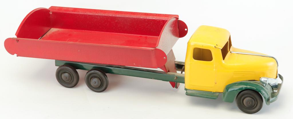 LARGE PRESSED STEEL DUMP TRUCK (1 of 3)
