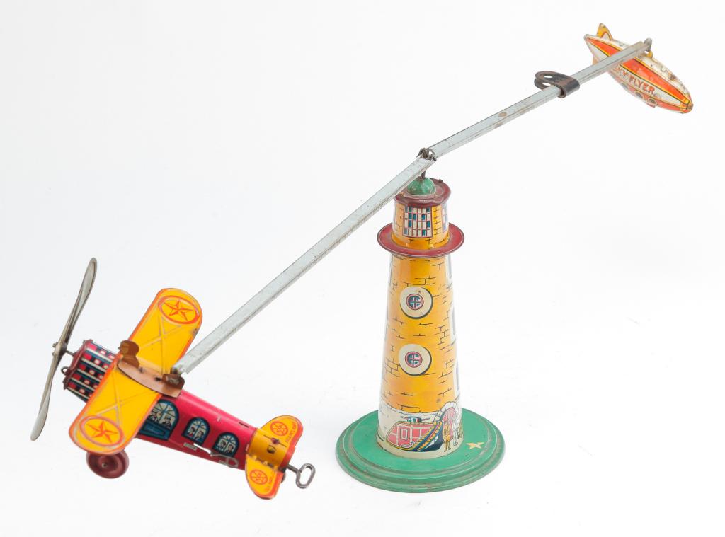 MARX SKY FLYER TIN LITHOGRAPHED WIND-UP TOY (1 of 4)