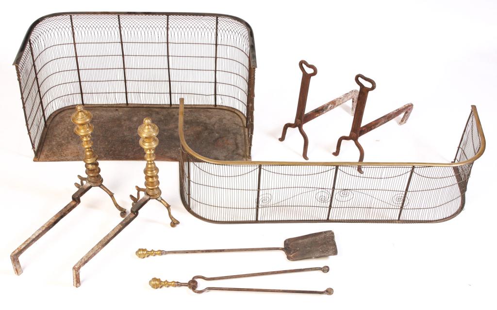 GROUP OF AMERICAN FIREPLACE ACCOUTREMENTS.: First half 19th century. Two Federal period wire fenders with brass rails, 18"h. 33"w., 13"d., 12"h. 43"w. 13.75"d., a pair of brass andirons with seamed construction (repairs), 18.5"h., a pair of for