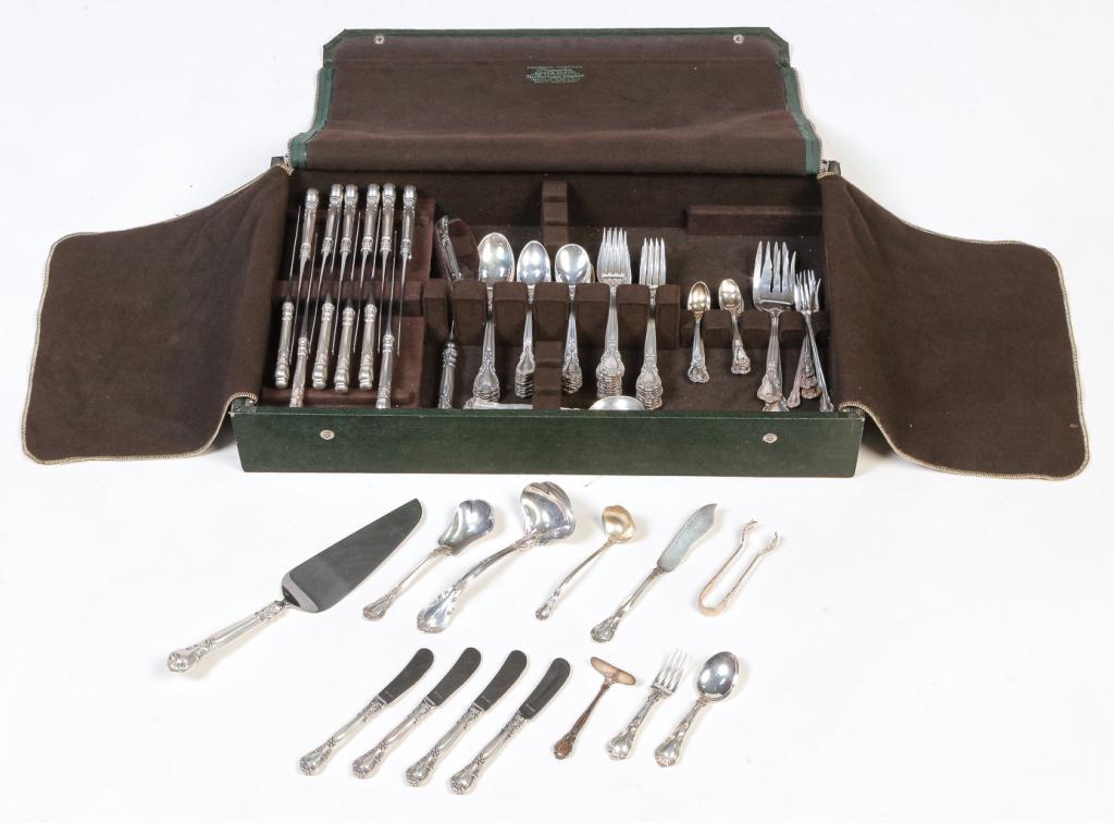 AMERICAN GORHAM "CHANTILLY" STERLING FLATWARE.: Patented 1895. Twelve each hollow handled dinner knives, hollow handled butter spreaders, dinner forks, salad forks, soup spoons, teaspoons, ice cream spoons, demitasse spoons with vermeil bowls, eigh