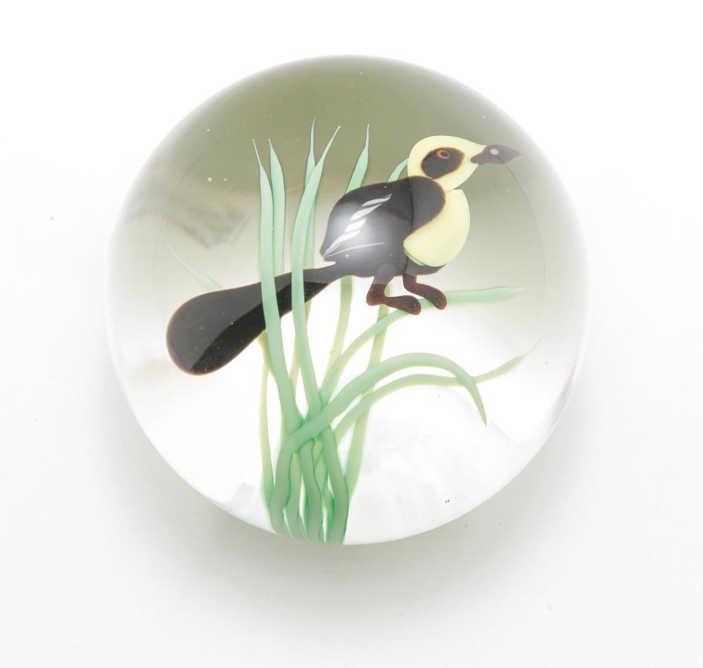 AMERICAN ORIENT & FLUME PAPERWEIGHT.: Late 20th century. Signed on bottom "Orient & Flume, E. Seaine 0769YBSFn8 31/100". Yellow bellied bird on grass with original label. 3"d.