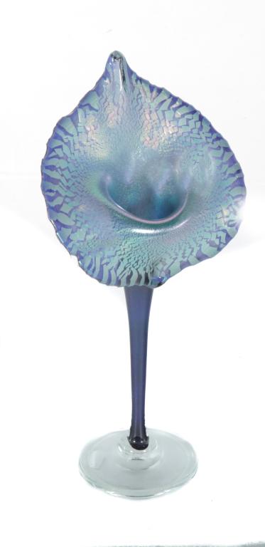 STUDIO GLASS JACK IN THE PULPIT VASE BY GOLDING.: Signed and dated â€œRichard Goldingâ€¦Okra, 2009”. Deep violet color with iridescent mosaic pattern. 12.5”h.