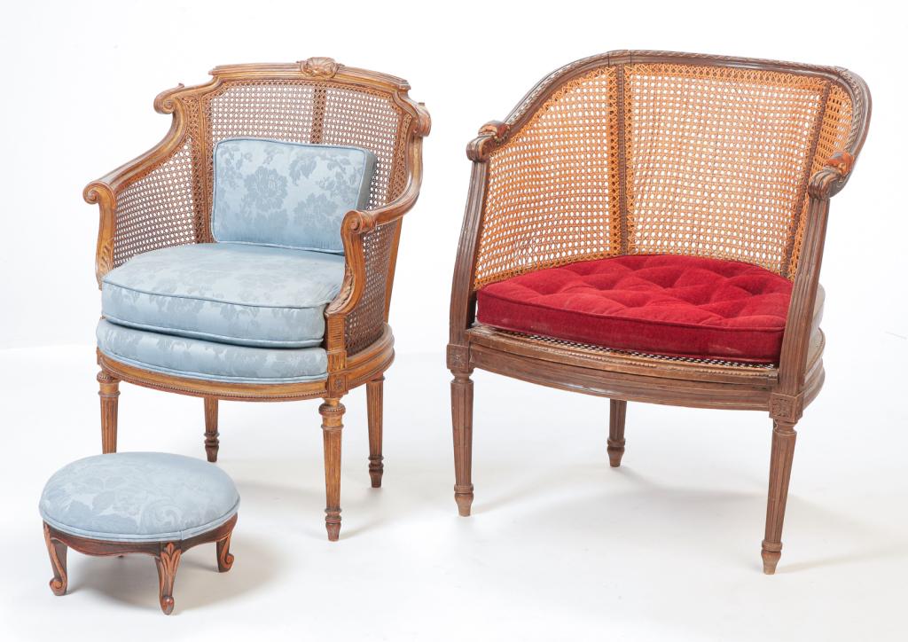 THREE PIECES OF EUROPEAN FURNITURE. (1 of 5)