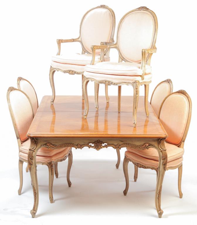 AMERICAN LOUIS XV STYLE DINING TABLE AND CHAIRS. (1 of 6)
