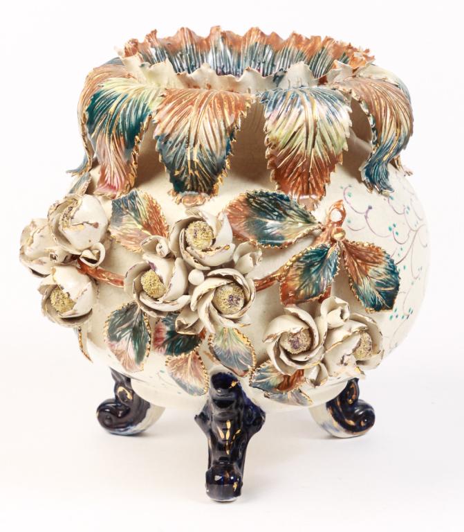 LARGE EUROPEAN MAJOLICA VASE. (1 of 5)