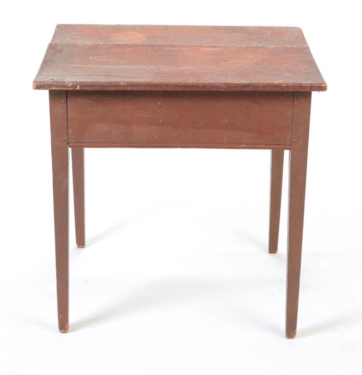 AMERICAN COUNTRY HEPPLEWHITE TABLE. (1 of 3)