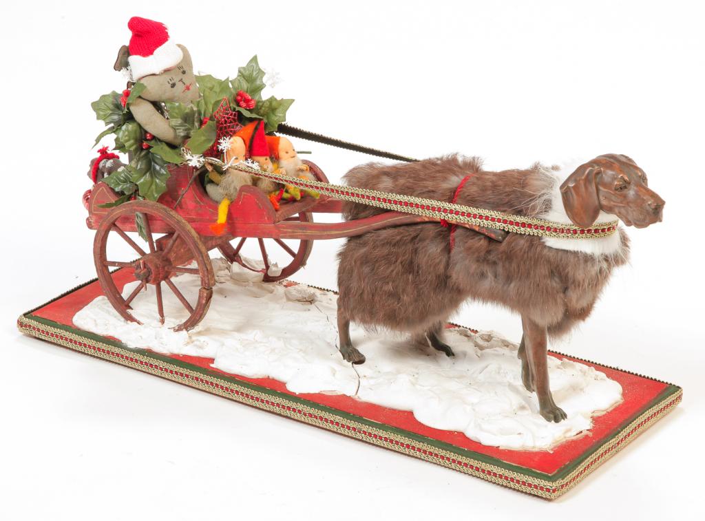 AMERICAN CHRISTMAS DECORATION. (1 of 5)