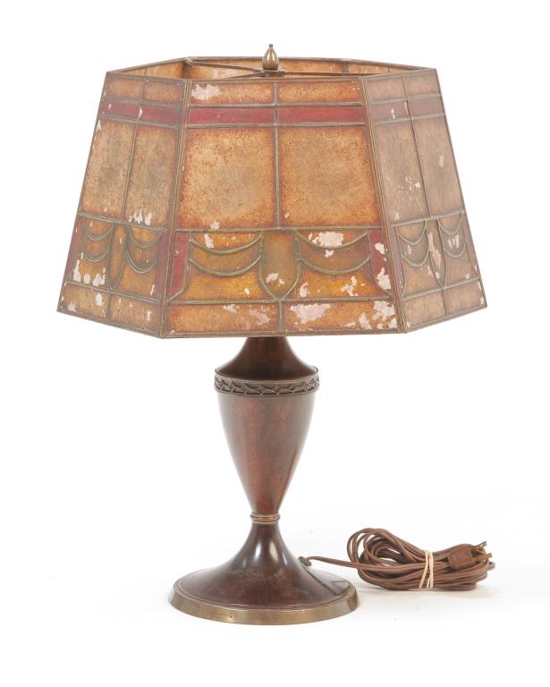 AMERICAN PAIRPOINT LAMP WITH MICA SHADE. (1 of 4)