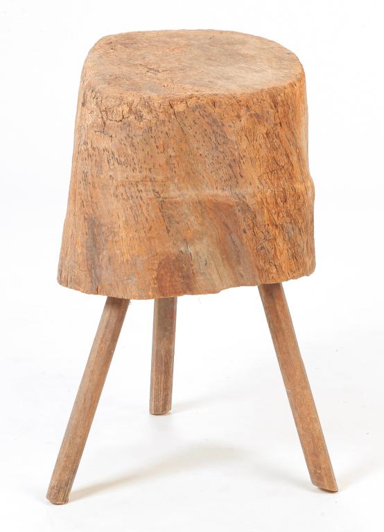AMERICAN PRIMITIVE CHOPPING BLOCK. (1 of 3)