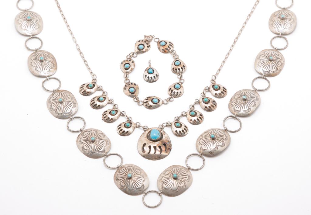 NATIVE AMERICAN CONCHO BELT & BEAR CLAW SET. (1 of 3)