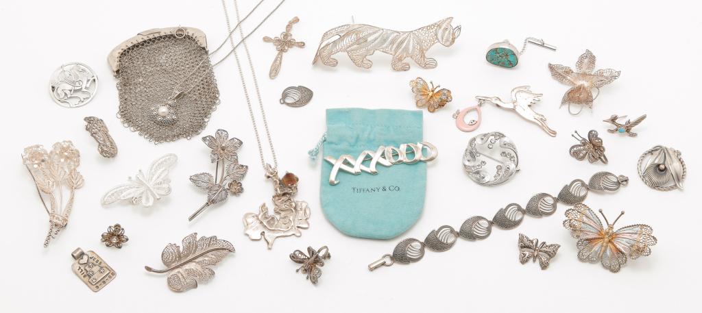 GROUP OF VINTAGE STERLING & 800 SILVER JEWELRY. (1 of 1)