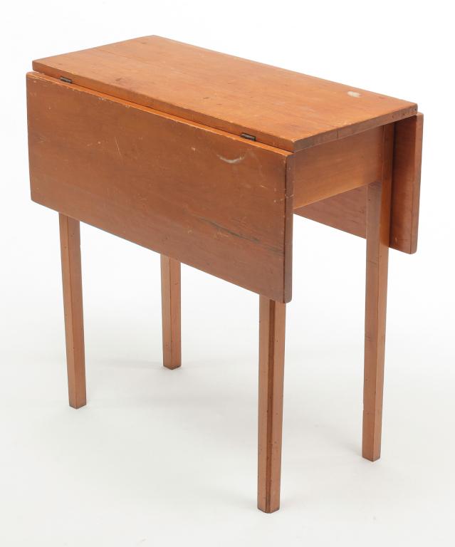 AMERICAN COUNTRY CHIPPENDALE DROP LEAF TABLE. (1 of 3)