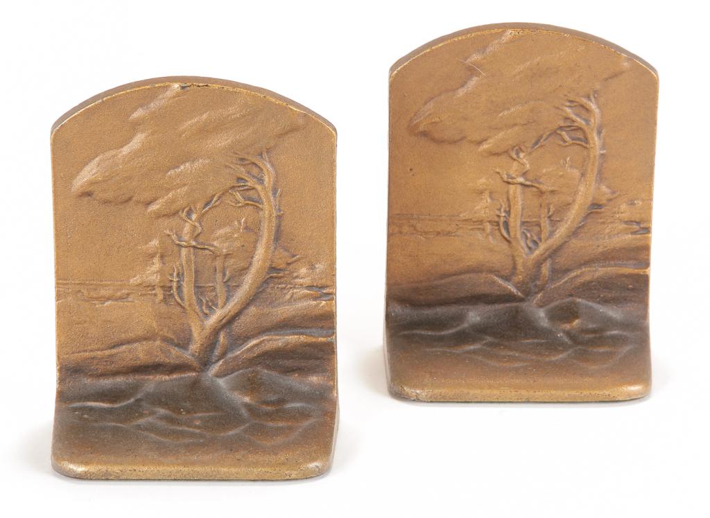 PAIR OF AMERICAN BRADLEY & HUBBARD BOOKENDS. (1 of 3)