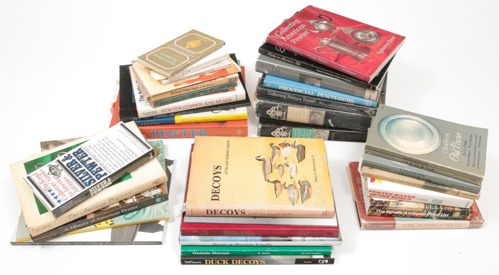 GROUP OF PEWTER AND DECOY REFERENCE BOOKS. (1 of 5)