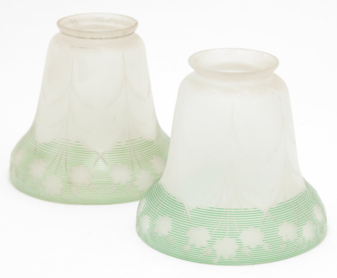 PAIR OF AMERICAN STEUBEN LAMP SHADES. (1 of 2)