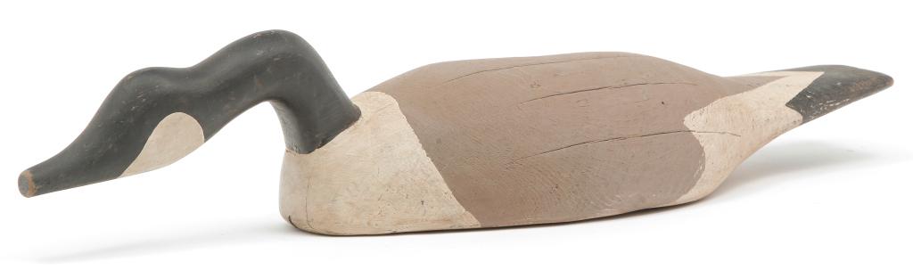 CANADA GOOSE DECOY BY JIM GATREAU. (1 of 4)