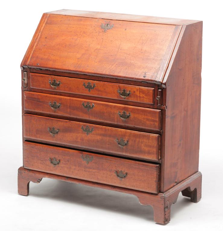 AMERICAN CHIPPENDALE SLANT FRONT DESK. (1 of 4)