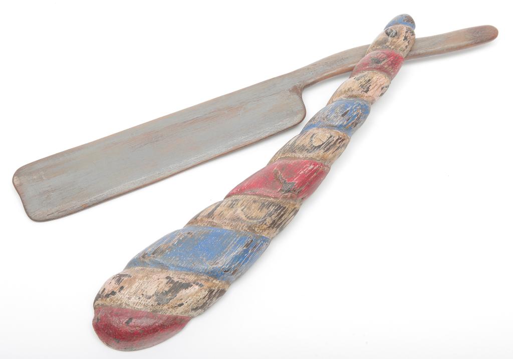 AMERICAN FOLK ART RAZOR CARVING. (1 of 2)