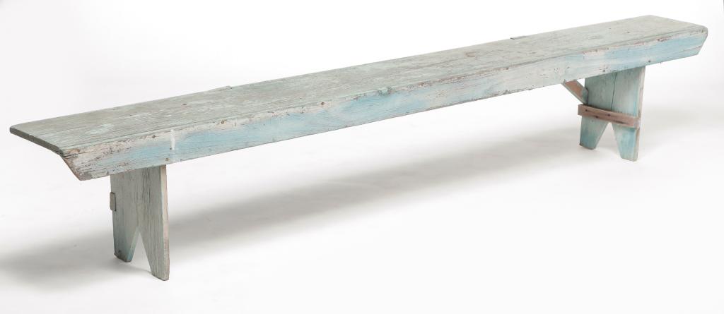 AMERICAN BENCH. (1 of 2)