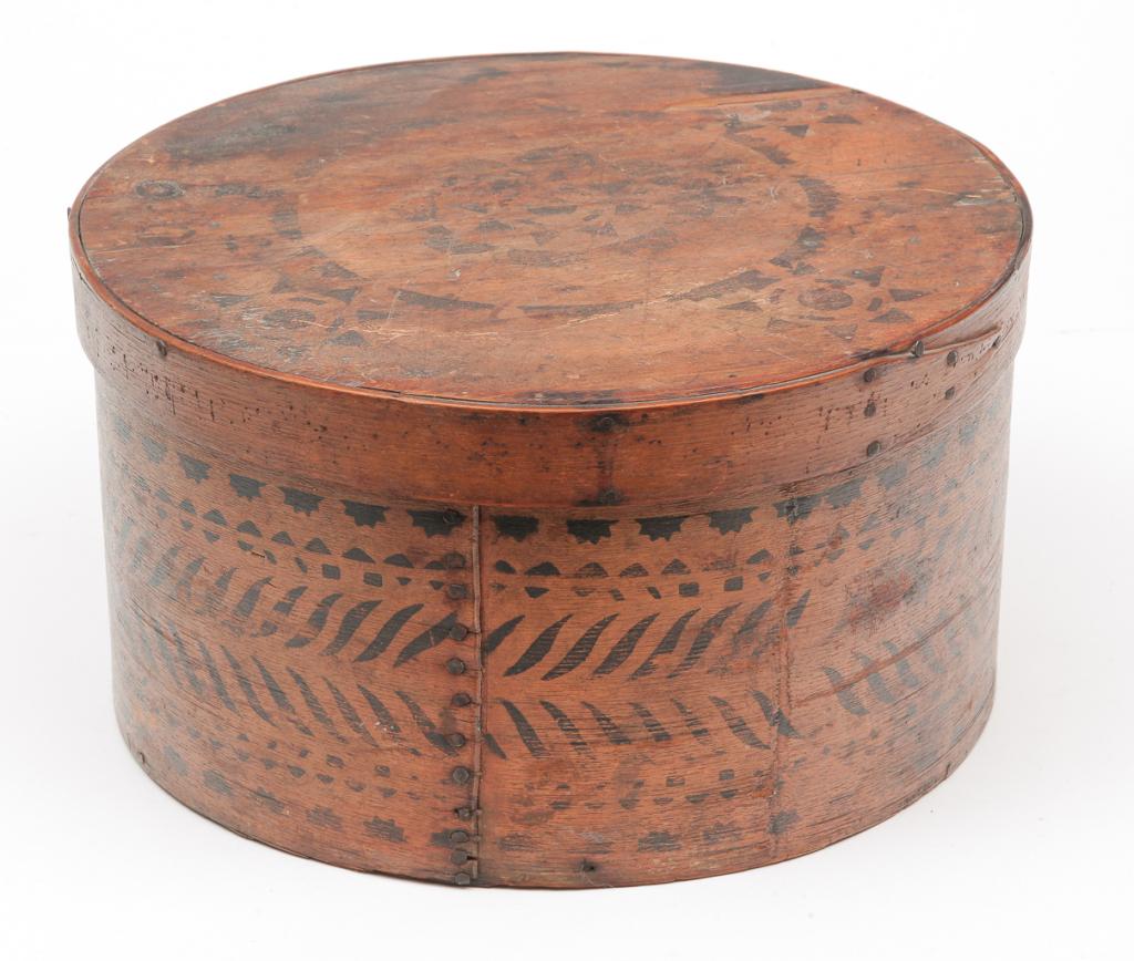 AMERICAN STENCILED PANTRY BOX. (1 of 2)