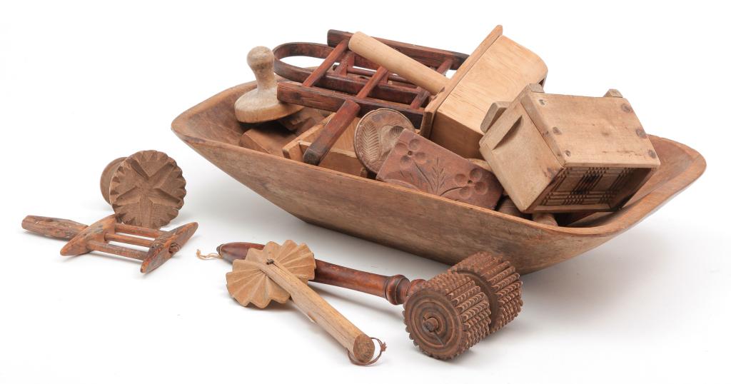 GROUP OF AMERICAN WOODEN KITCHENWARE. (1 of 5)