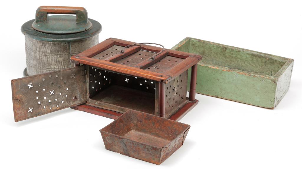 THREE AMERICAN COUNTRY PIECES. (1 of 5)