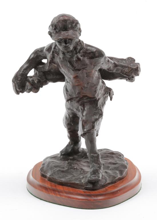 YOUNG GOLFER BRONZE BY RAY GEORGE ELLIS. (1 of 3)