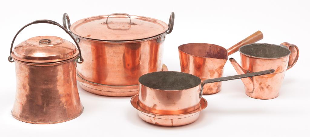 FIVE EUROPEAN COPPER KITCHEN PIECES. (1 of 4)