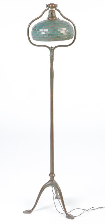 AMERICAN TIFFANY STUDIOS BRONZE FLOOR LAMP. (1 of 9)
