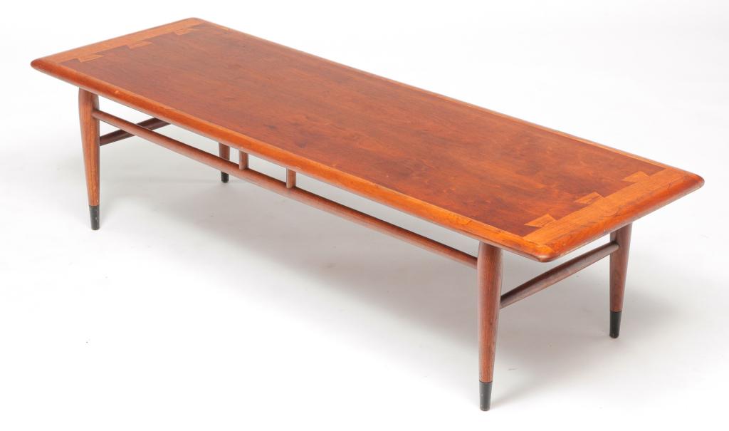MID CENTURY MODERN COFFEE TABLE BY LANE. (1 of 3)