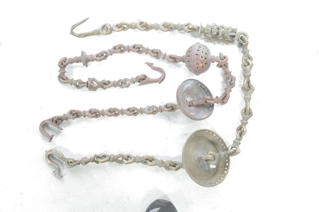 TWO CAST BRASS HANGING CHAIN LAMPS. (1 of 3)