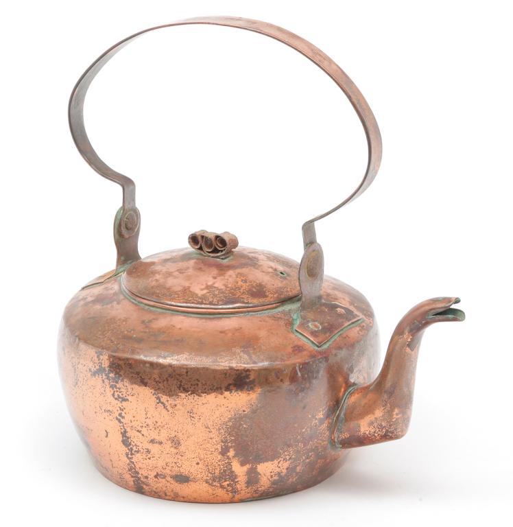 AMERICAN COPPER TEA KETTLE. (1 of 4)