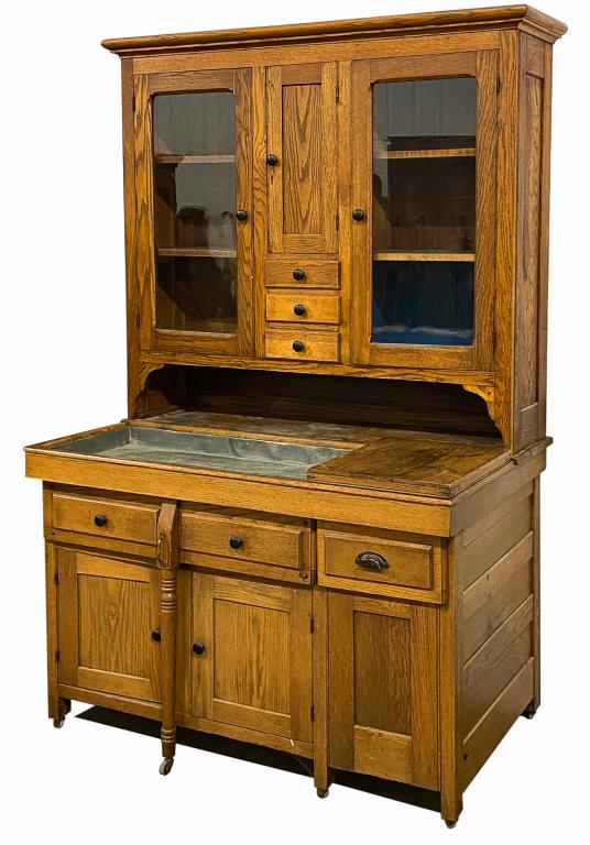 AMERICAN KITCHEN CABINET/ DRY SINK. (1 of 3)