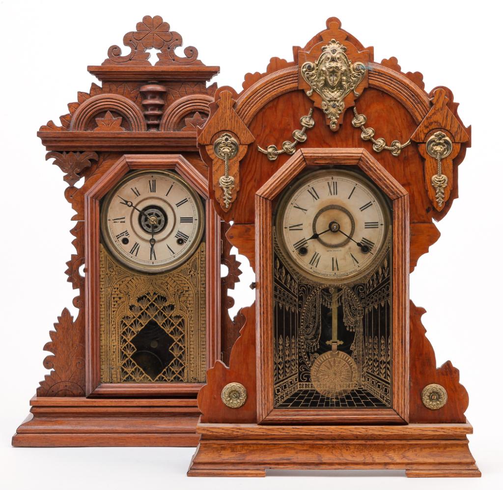 TWO AMERICAN KITCHEN CLOCKS. (1 of 7)