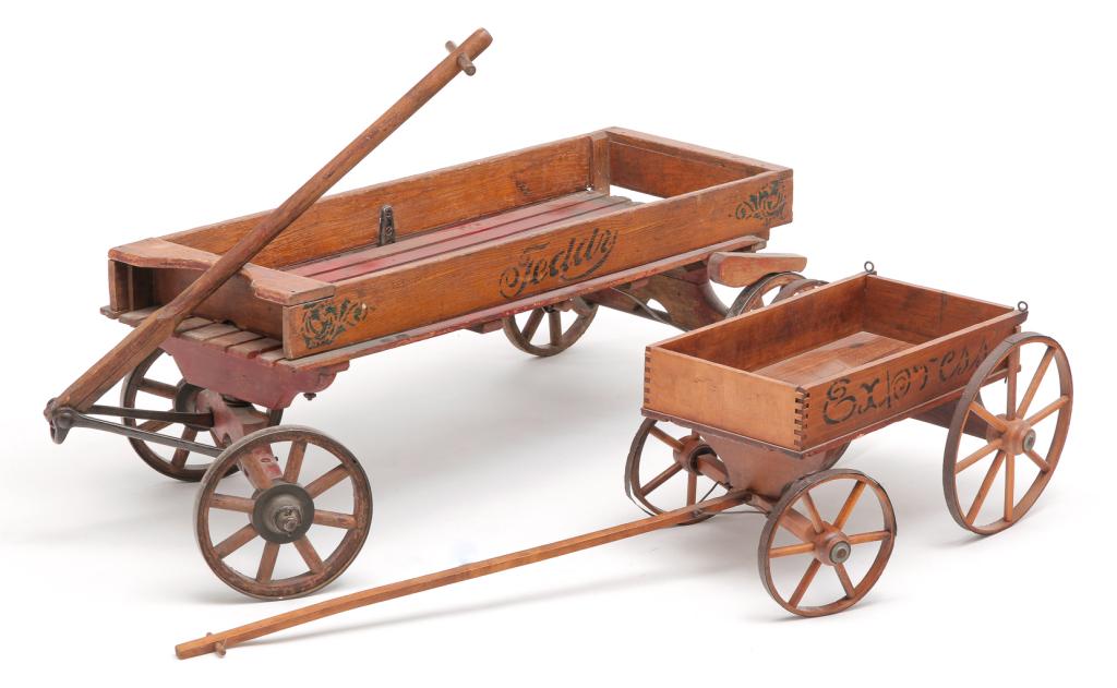TWO AMERICAN TOY WAGONS. (1 of 5)