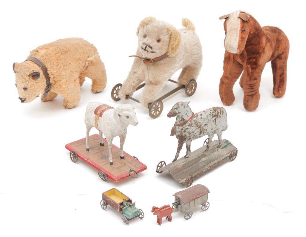 SEVEN TOYS. (1 of 2)